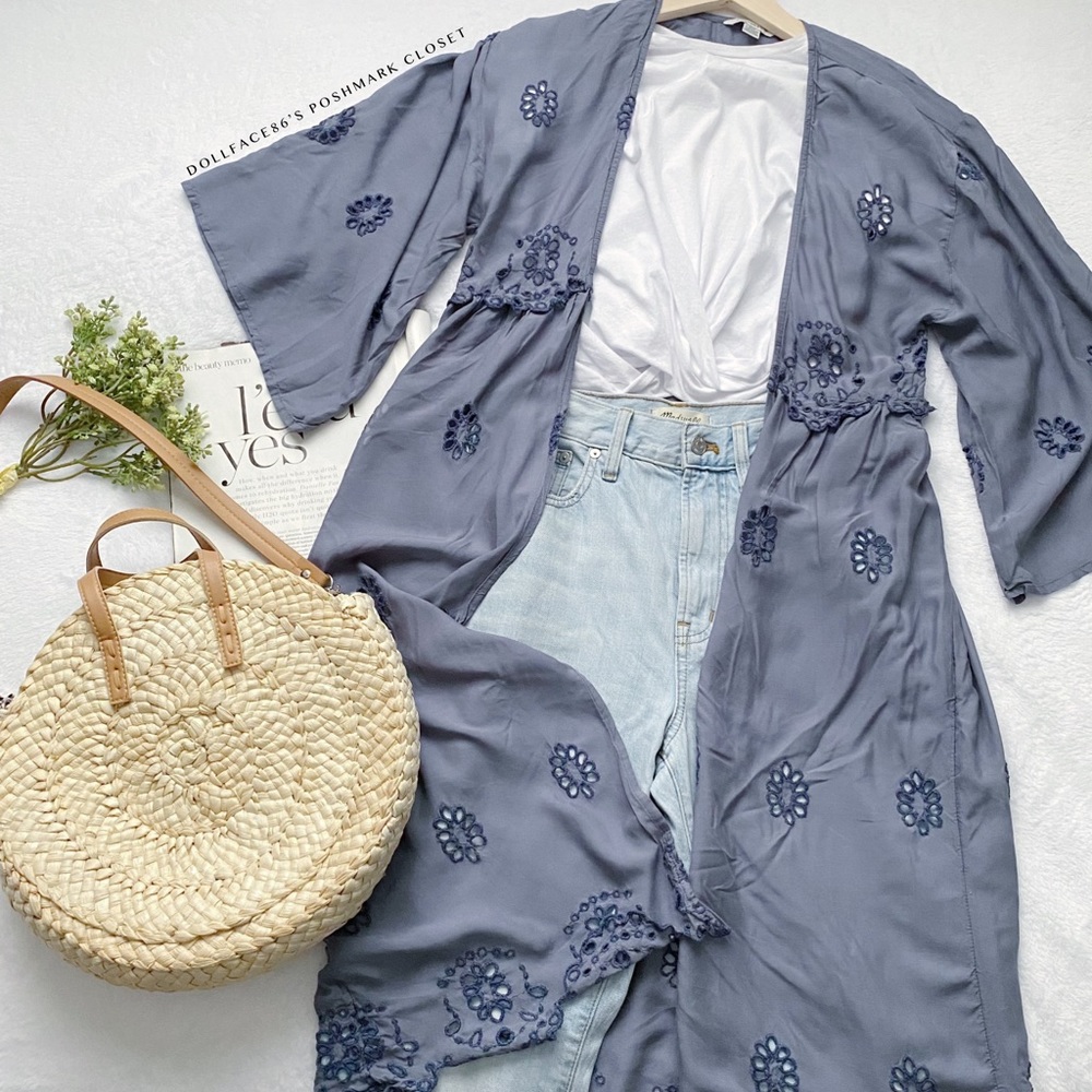 AE Lightweight Eyelet Lace Kimono Sleeve Long Summer Duster Cardigan - Picture 1 of 10